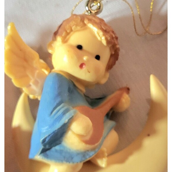 Vintage 70s Christmas Ornament Winged Angels Cherubs Sitting on Moon Pair of 2 - Picture 4 of 6